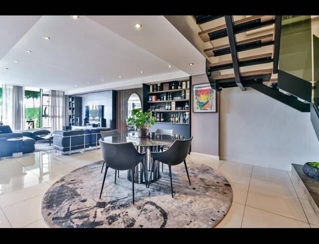 4 BEDROOM DUPLEX FOR SALE IN HOUGHTON